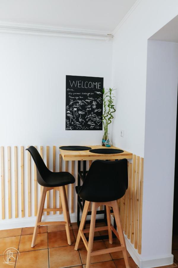 Zaza Apartament - Central Area, With Balcony Targu Jiu Ngoại thất bức ảnh